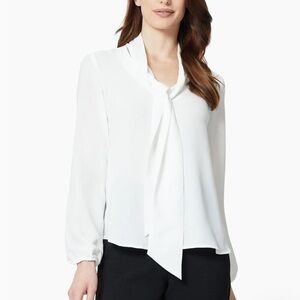 Kasper Womens Bow Neck Ruffle Blouse Size 2X White great used condition